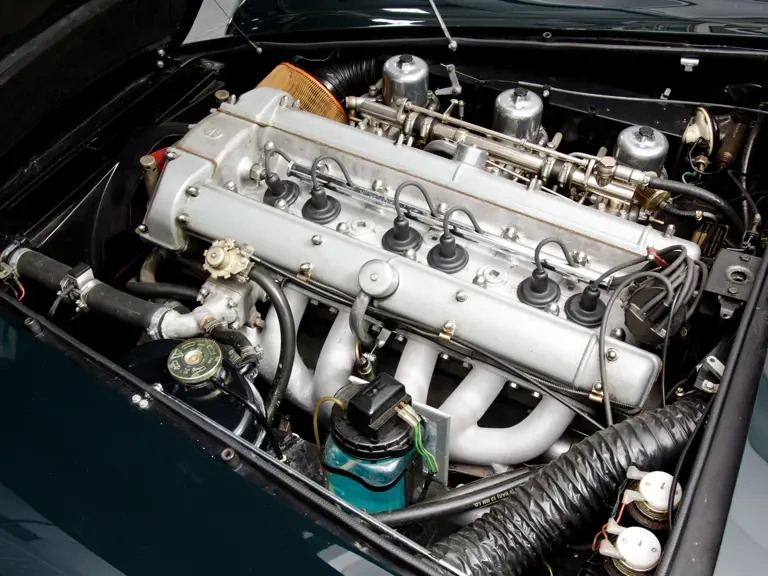 1967 Aston Martin DB6 - Image 9 of 25
