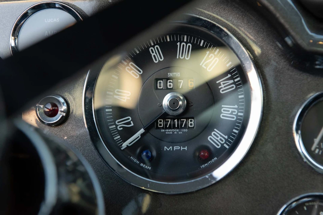 1967 Aston Martin DB6 - Image 17 of 26