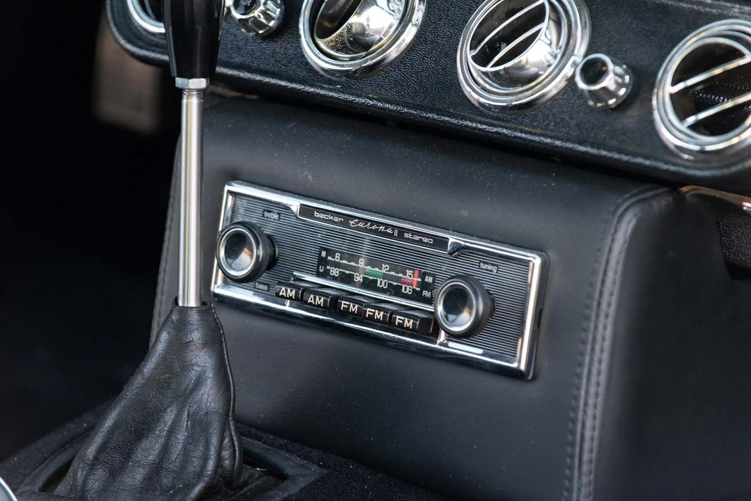 1967 Aston Martin DB6 - Image 18 of 26