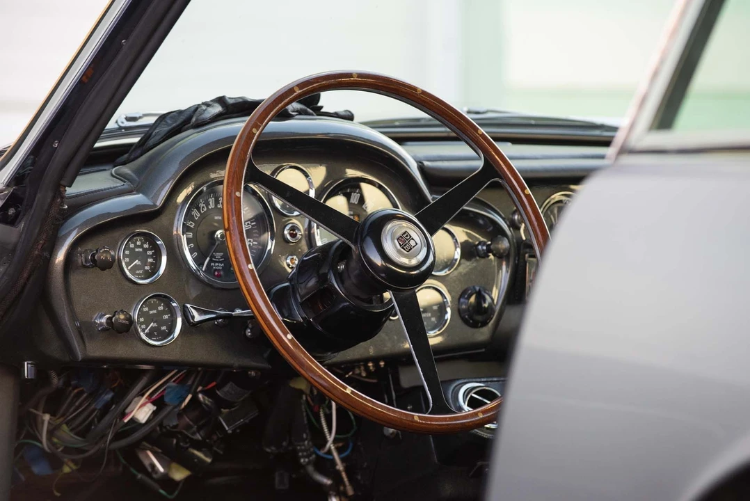 1967 Aston Martin DB6 - Image 15 of 26