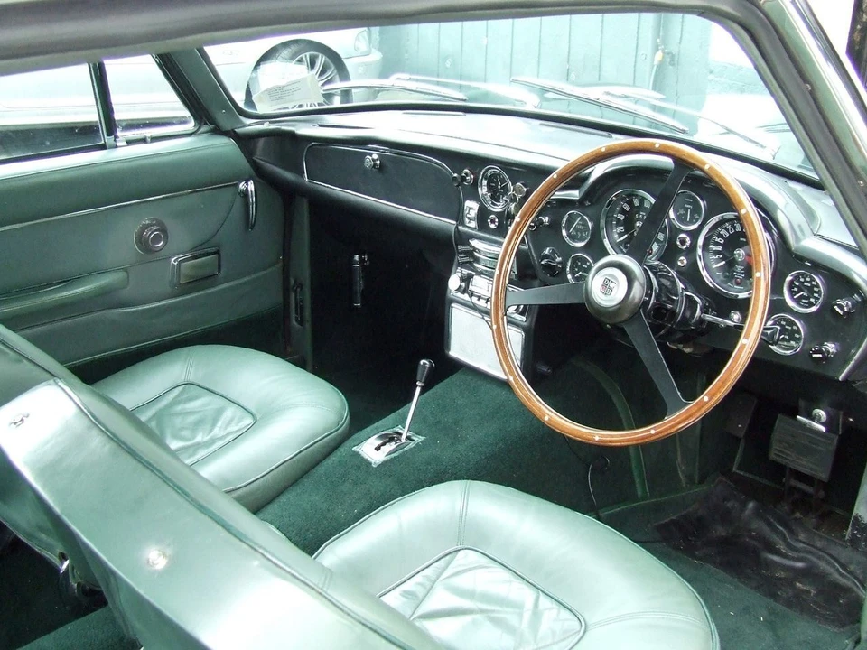 1967 Aston Martin DB6 - Image 3 of 3