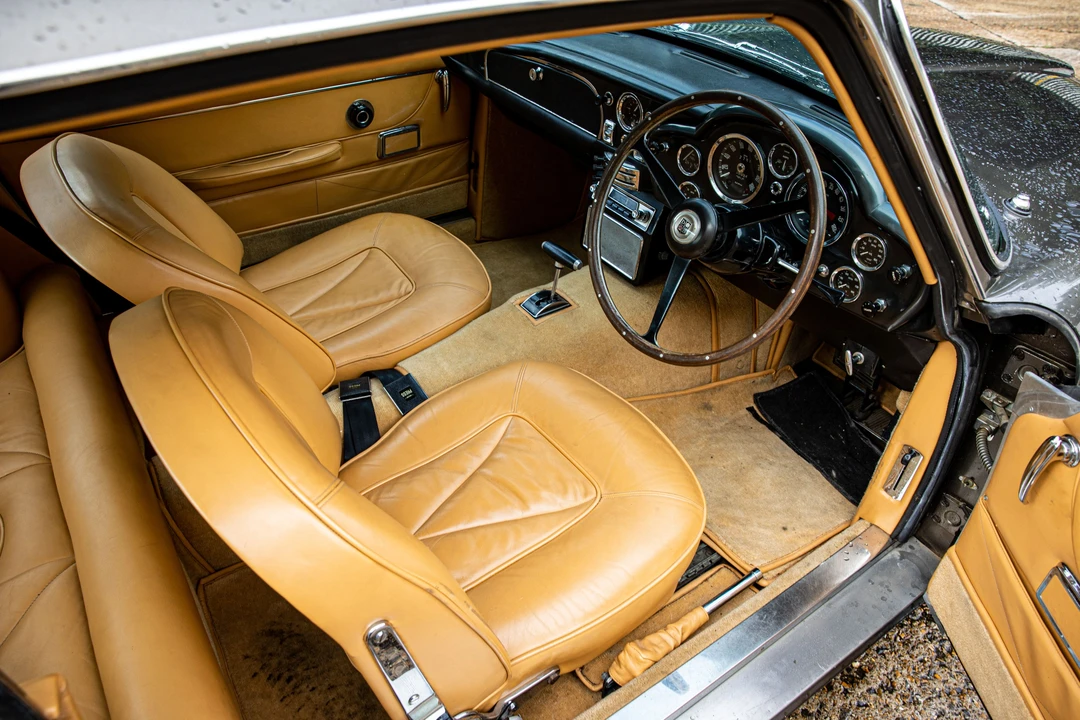 1967 Aston Martin DB6 - Image 21 of 25