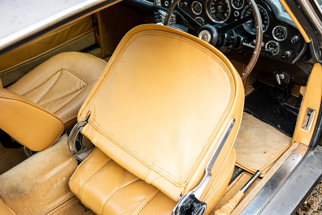 1967 Aston Martin DB6 - Image 17 of 25