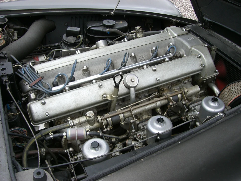 1967 Aston Martin DB6 - Image 5 of 7