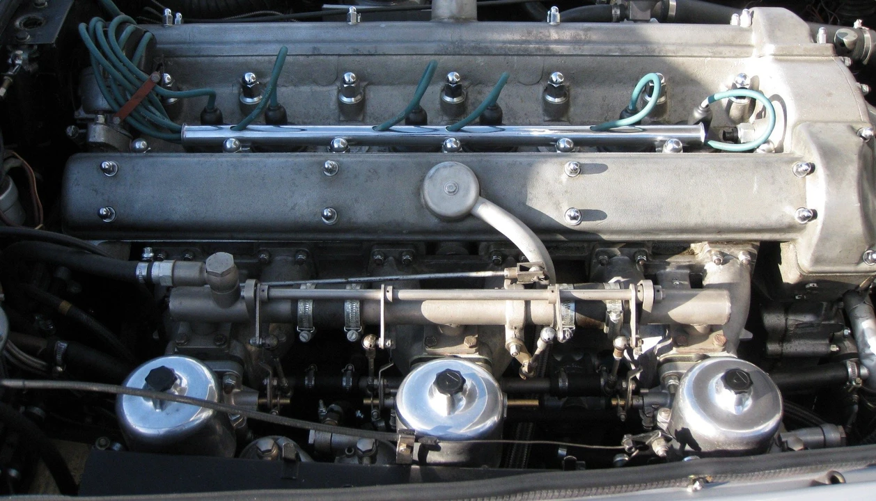 1967 Aston Martin DB6 - Image 2 of 7