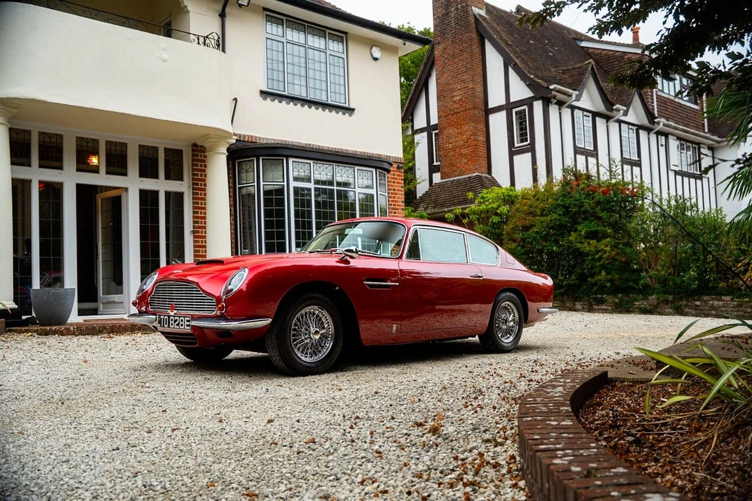 1967 Aston Martin DB6 - Image 9 of 30