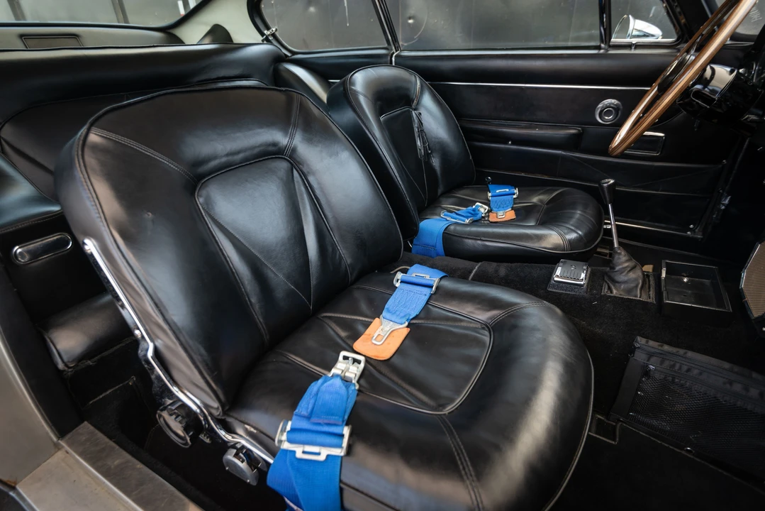 1967 Aston Martin DB6 - Image 8 of 31