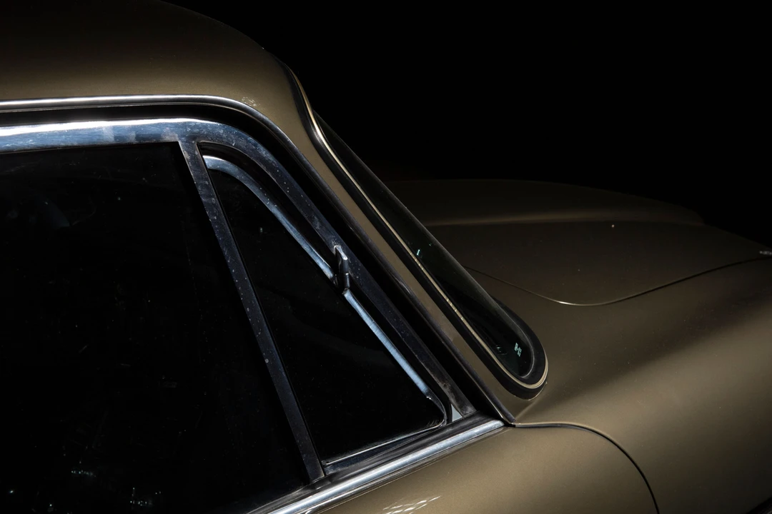 1967 Aston Martin DB6 - Image 14 of 31