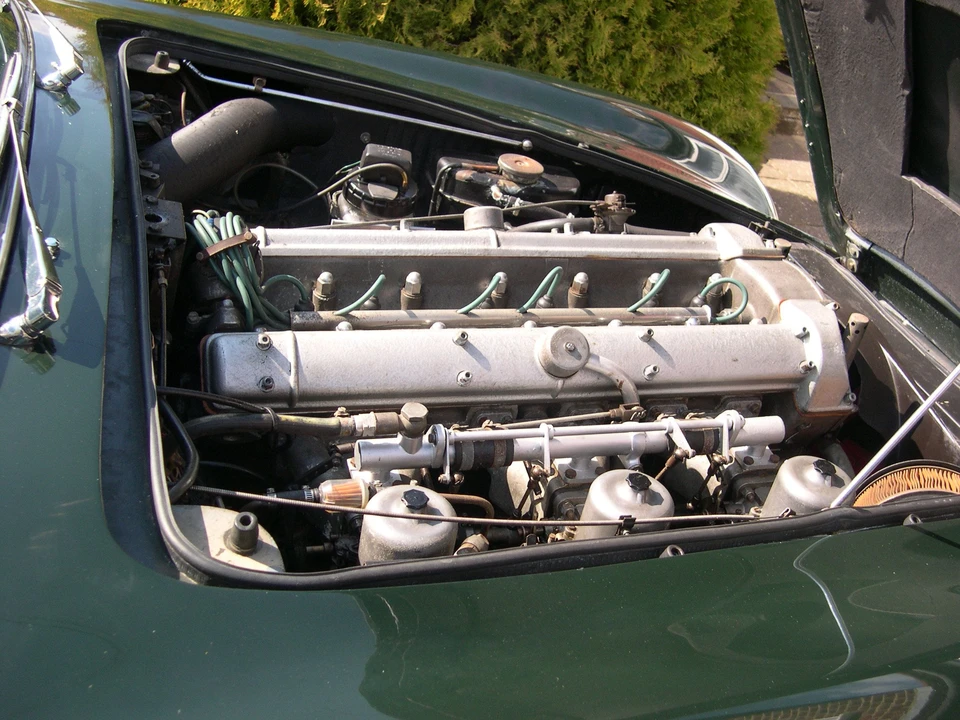 1967 Aston Martin DB6 - Image 4 of 4