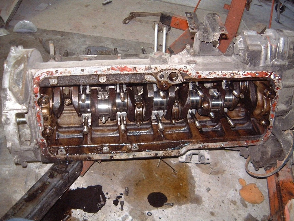 1967 Aston Martin DB6 - Image 25 of 31