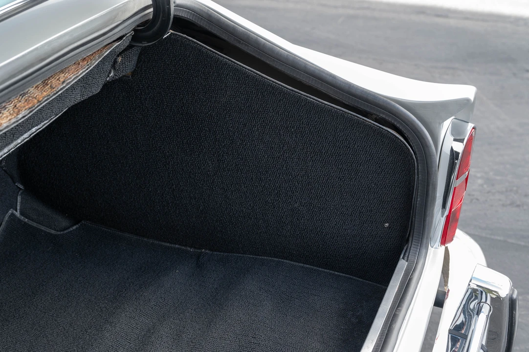 1967 Aston Martin DB6 - Image 7 of 31