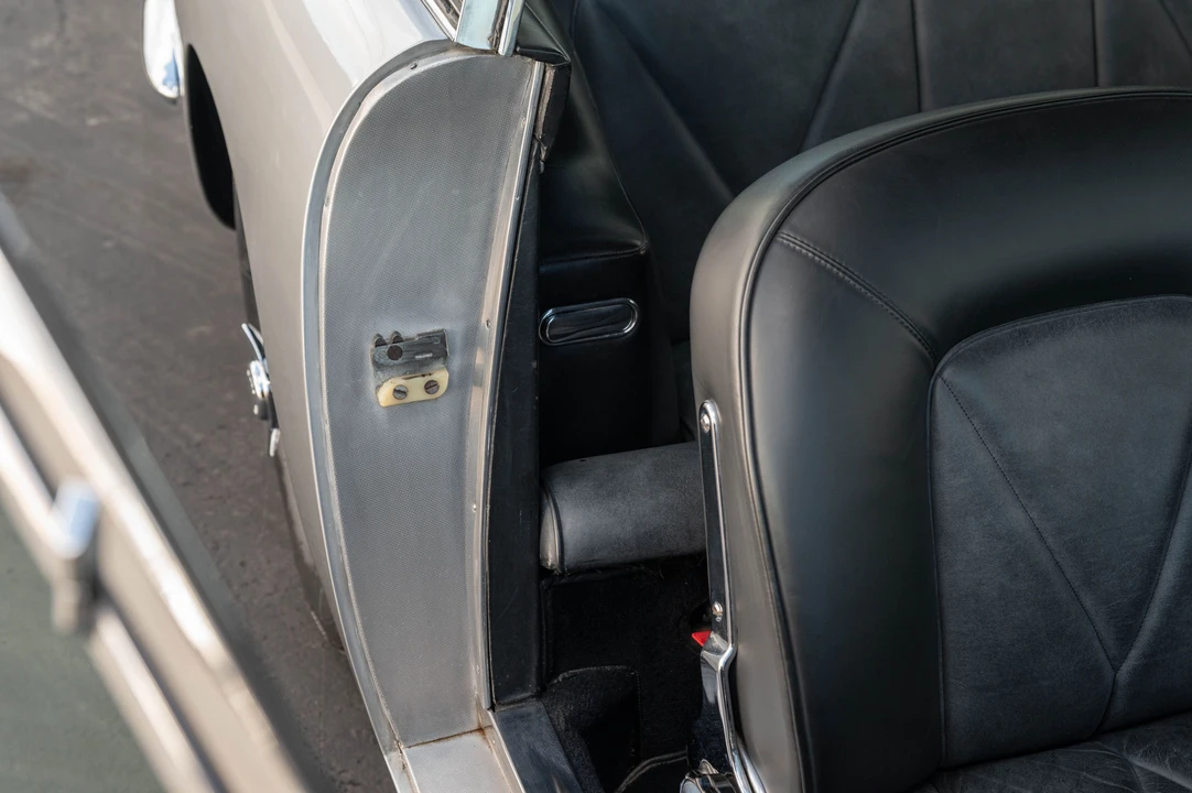 1967 Aston Martin DB6 - Image 27 of 31