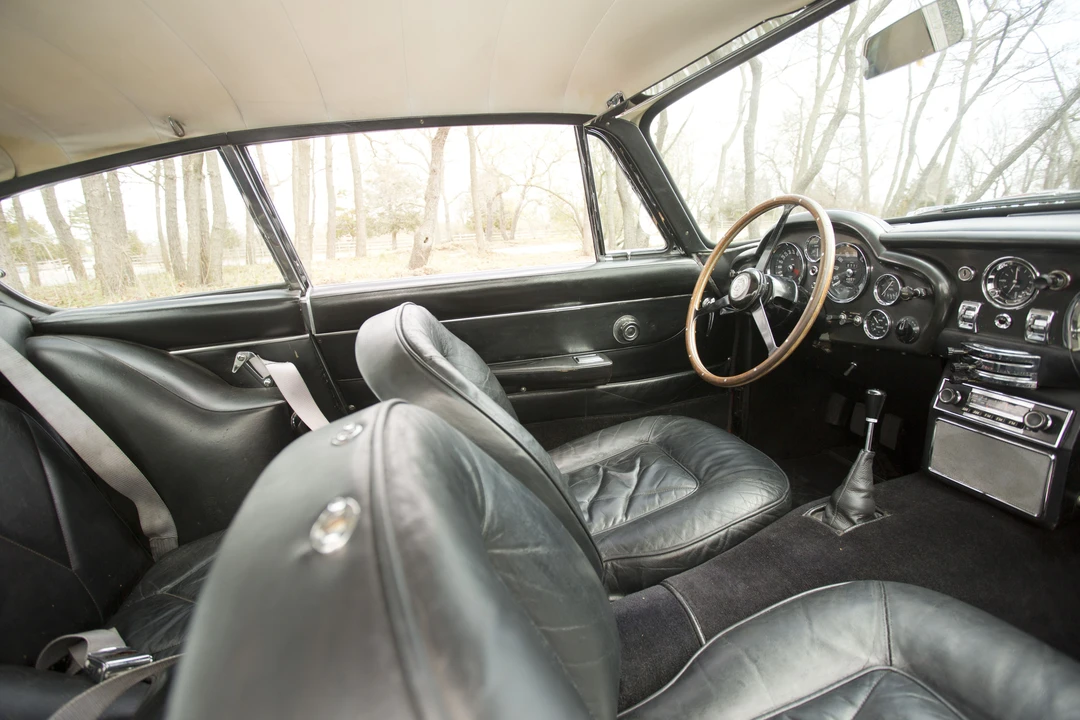 1967 Aston Martin DB6 - Image 18 of 21