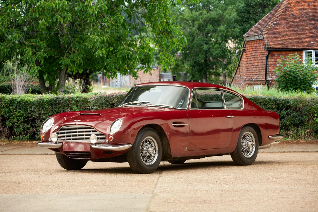 1967 Aston Martin DB6 - Image 30 of 31