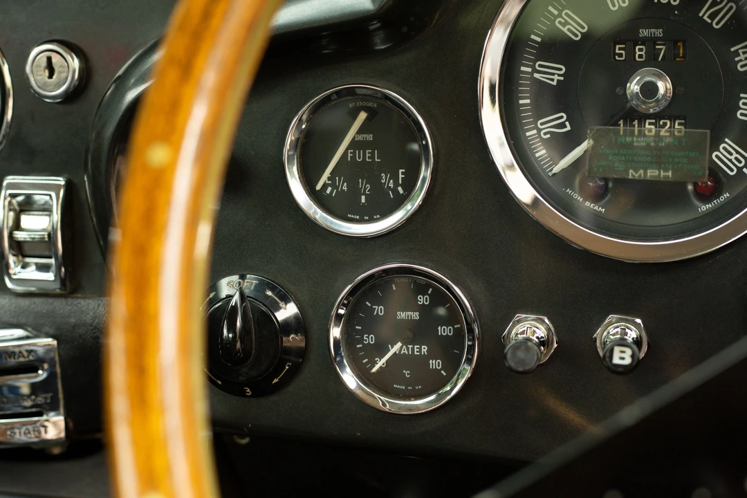 1967 Aston Martin DB6 - Image 18 of 31