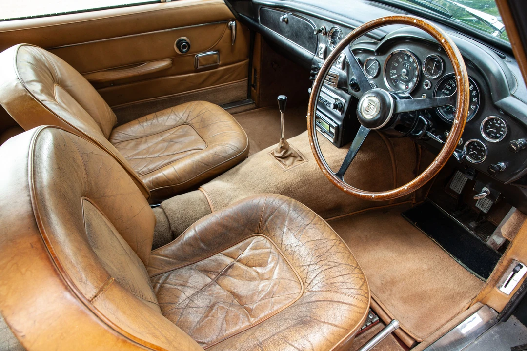 1967 Aston Martin DB6 - Image 25 of 31