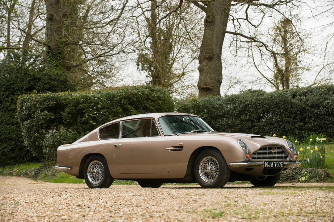 1967 Aston Martin DB6 - Image 8 of 23