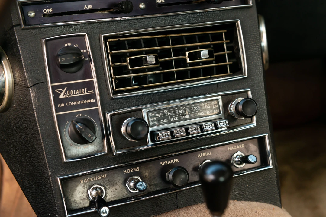 1967 Aston Martin DB6 - Image 23 of 31