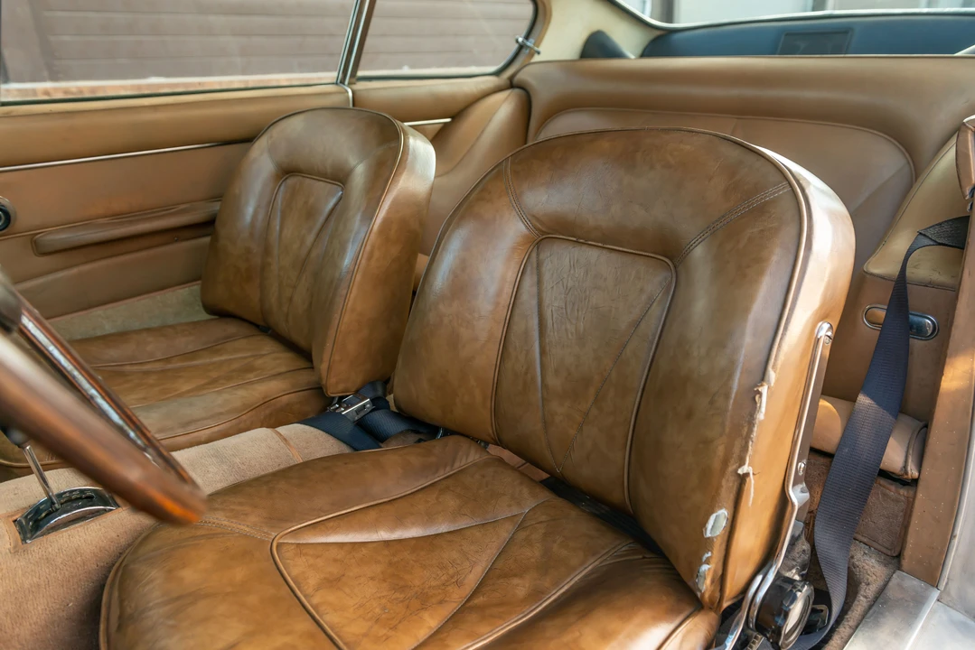 1967 Aston Martin DB6 - Image 28 of 31