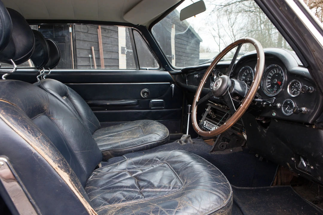 1967 Aston Martin DB6 - Image 27 of 31