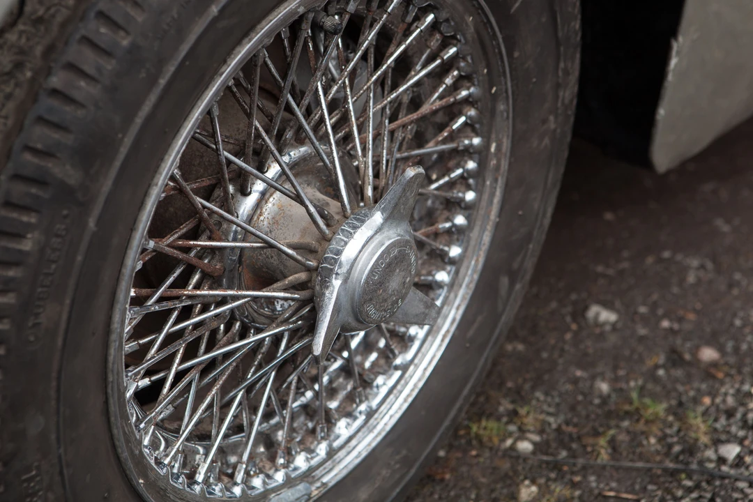 1967 Aston Martin DB6 - Image 7 of 31