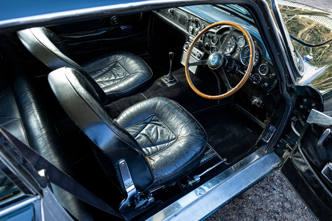 1967 Aston Martin DB6 - Image 27 of 31