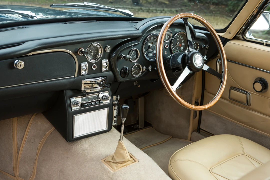 1967 Aston Martin DB6 - Image 14 of 31
