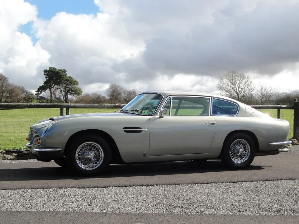 1967 Aston Martin DB6 - Image 4 of 5