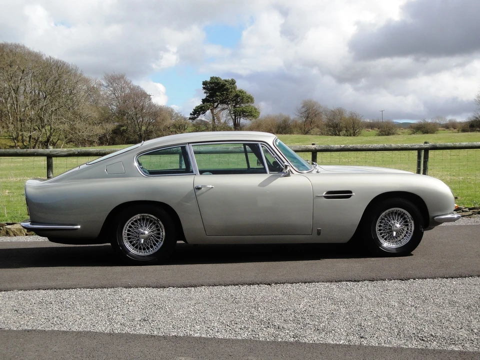 1967 Aston Martin DB6 - Image 2 of 5