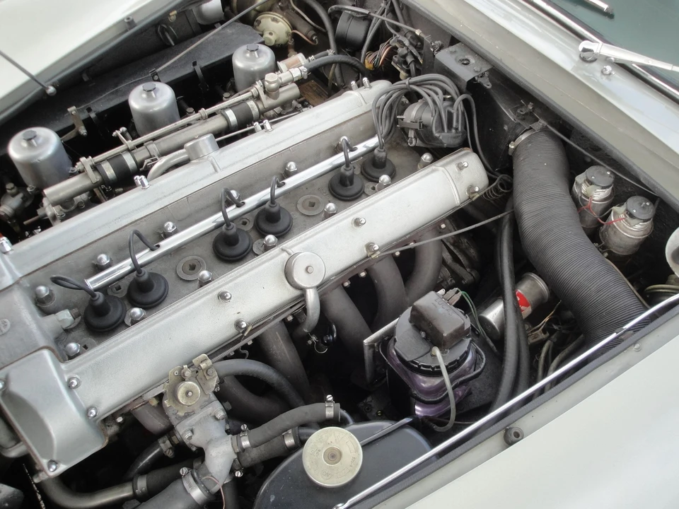 1967 Aston Martin DB6 - Image 3 of 5