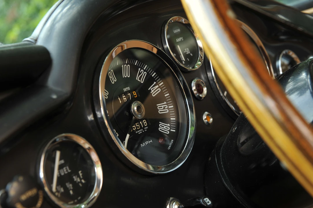 1967 Aston Martin DB6 - Image 18 of 23