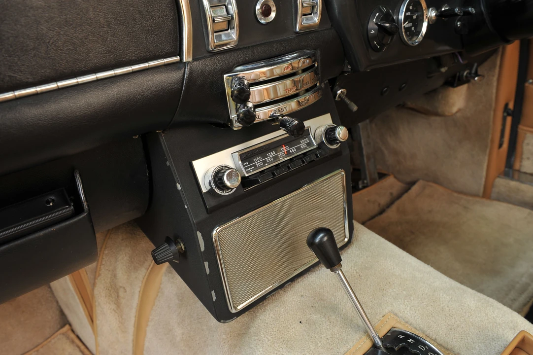 1967 Aston Martin DB6 - Image 19 of 23