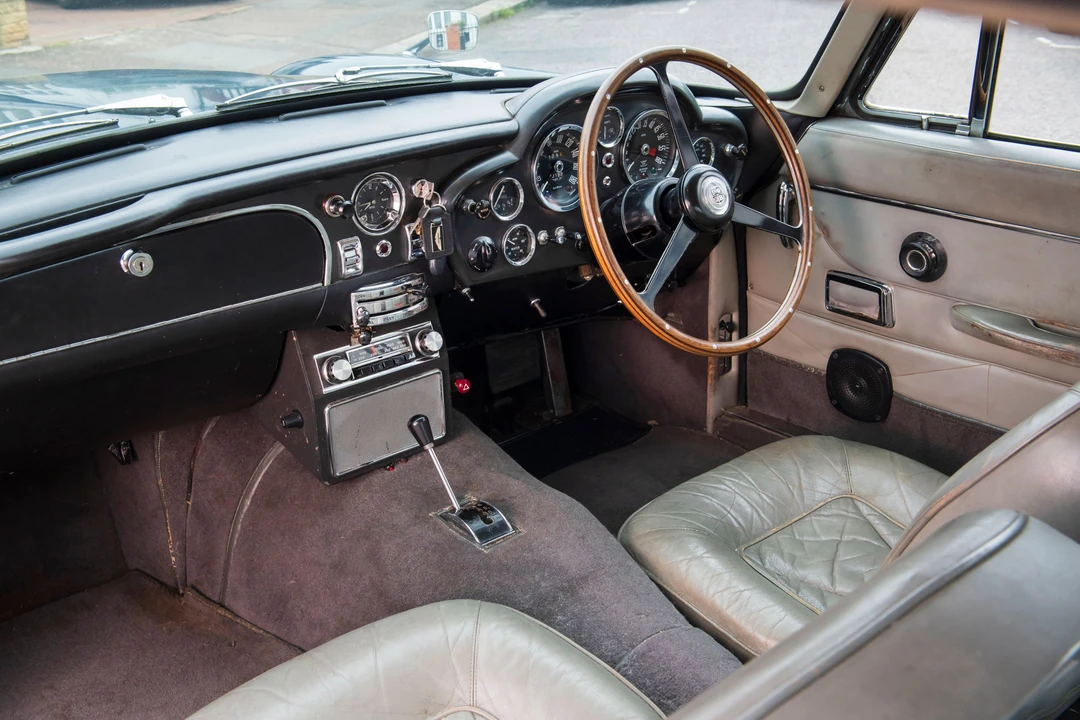 1967 Aston Martin DB6 - Image 15 of 31