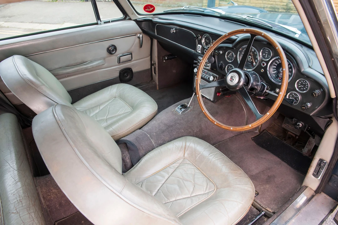 1967 Aston Martin DB6 - Image 23 of 31