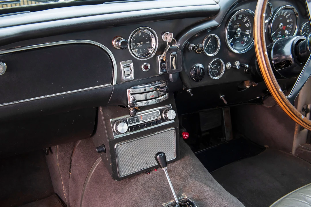 1967 Aston Martin DB6 - Image 13 of 31