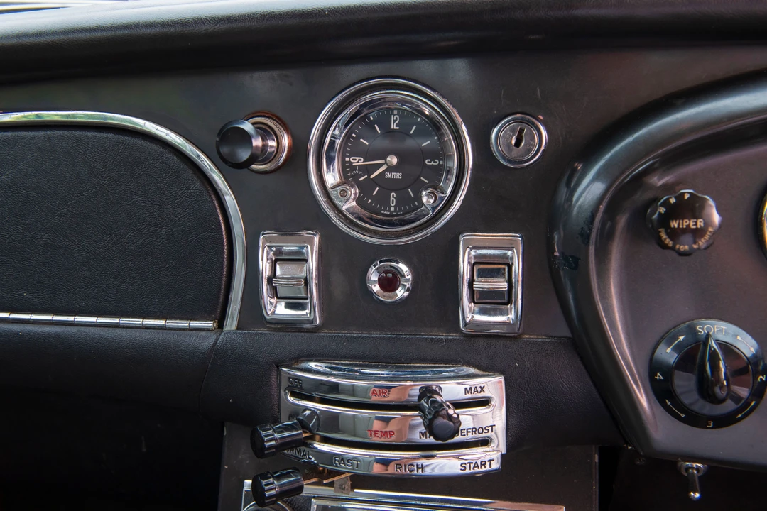 1967 Aston Martin DB6 - Image 17 of 31