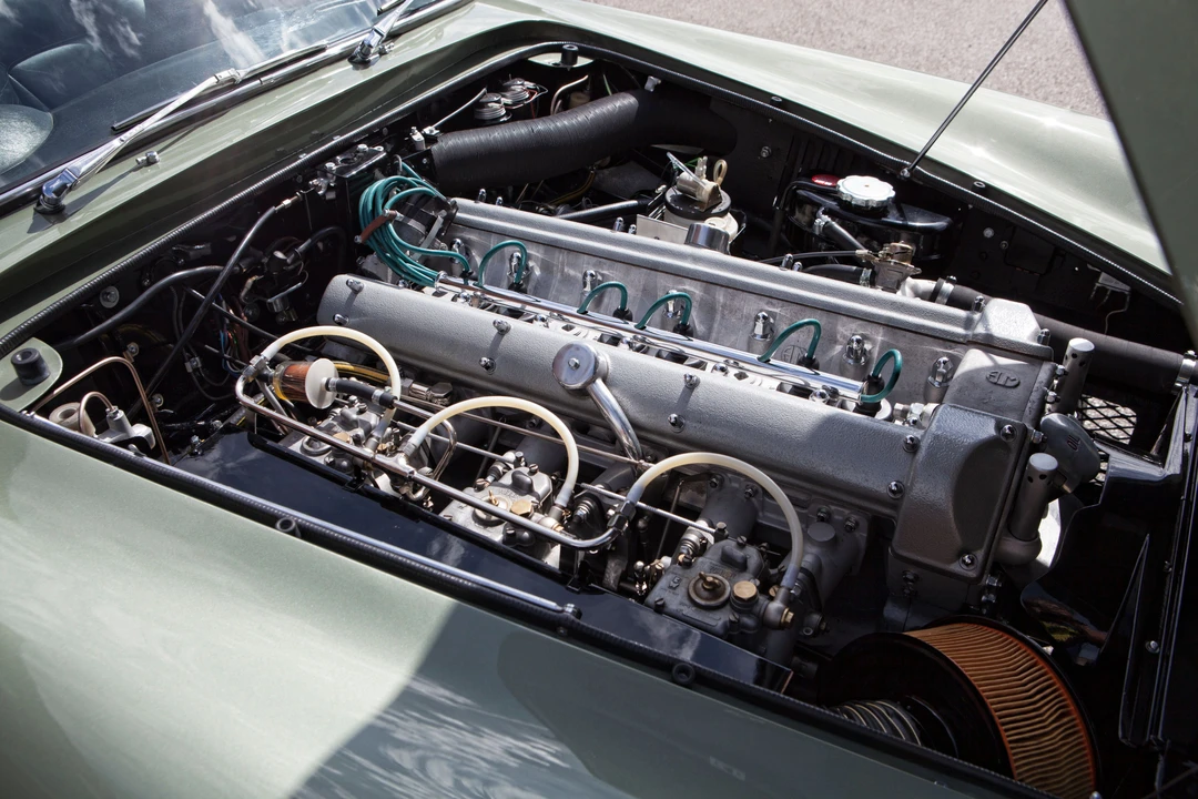 1967 Aston Martin DB6 Vantage - Image 10 of 31