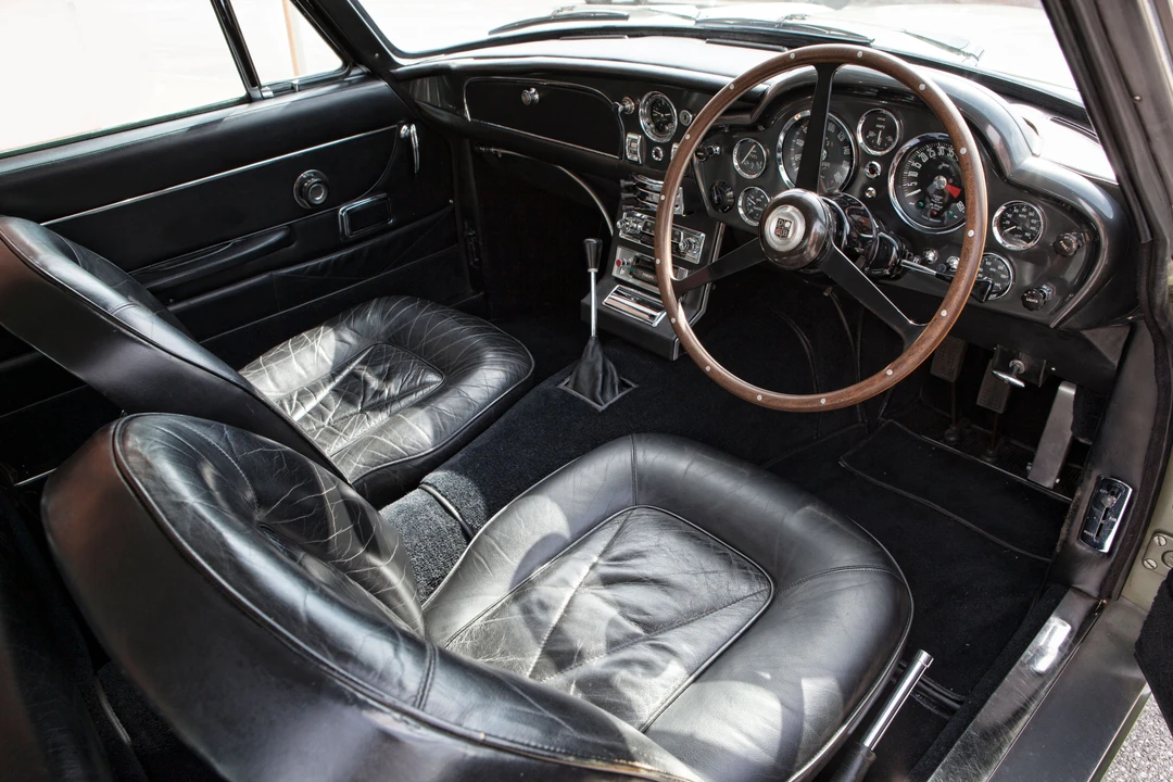 1967 Aston Martin DB6 Vantage - Image 13 of 31