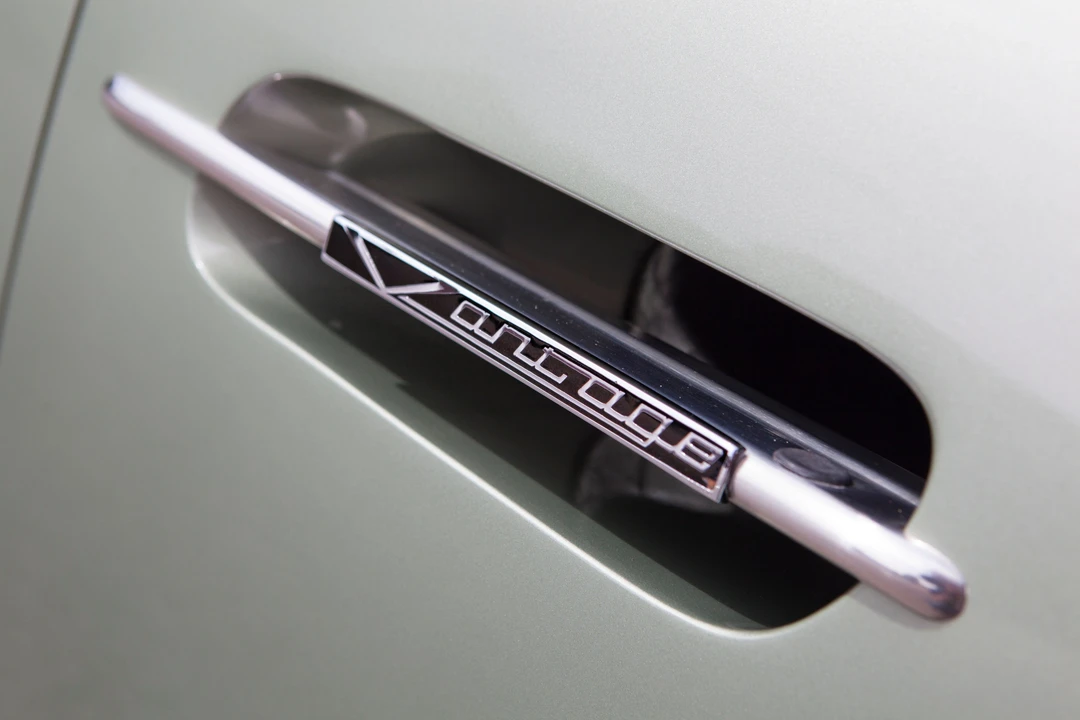 1967 Aston Martin DB6 Vantage - Image 3 of 31