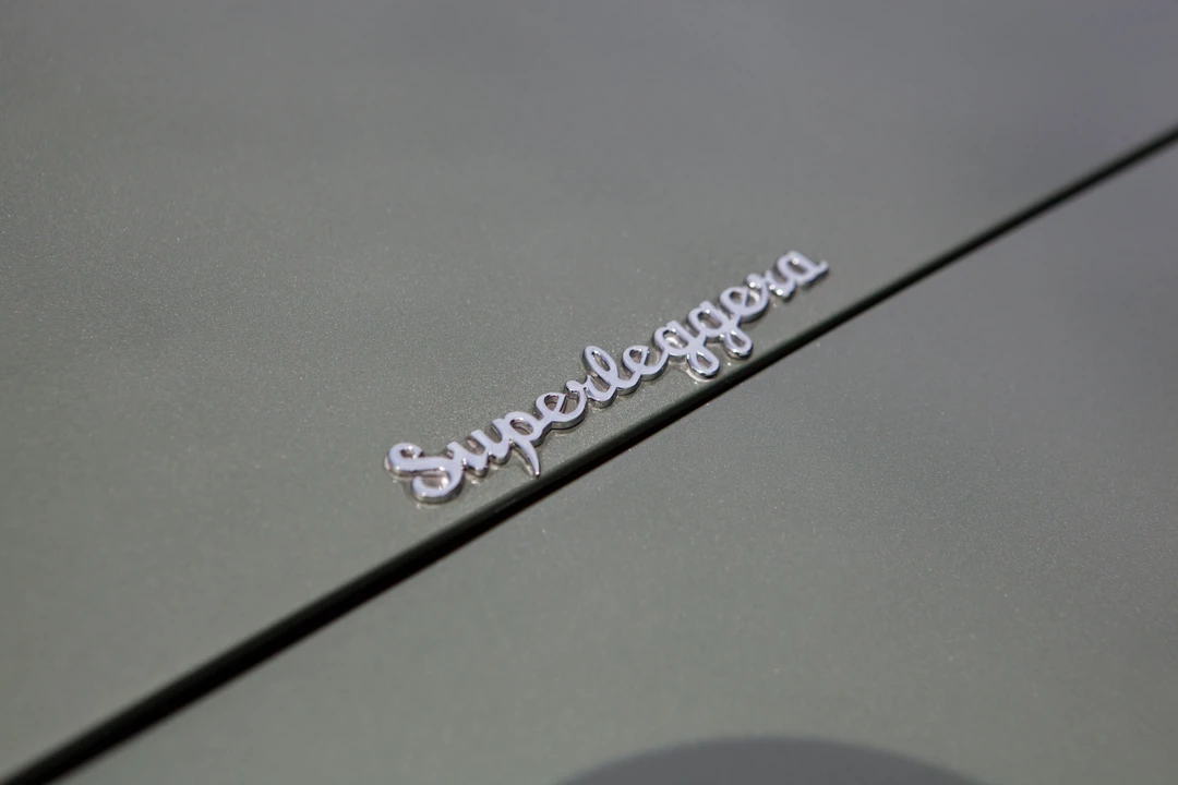 1967 Aston Martin DB6 Vantage - Image 25 of 31