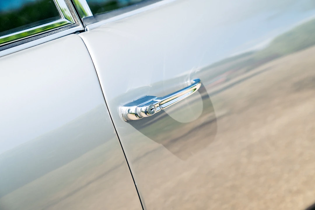 1967 Aston Martin DB6 Vantage - Image 30 of 31