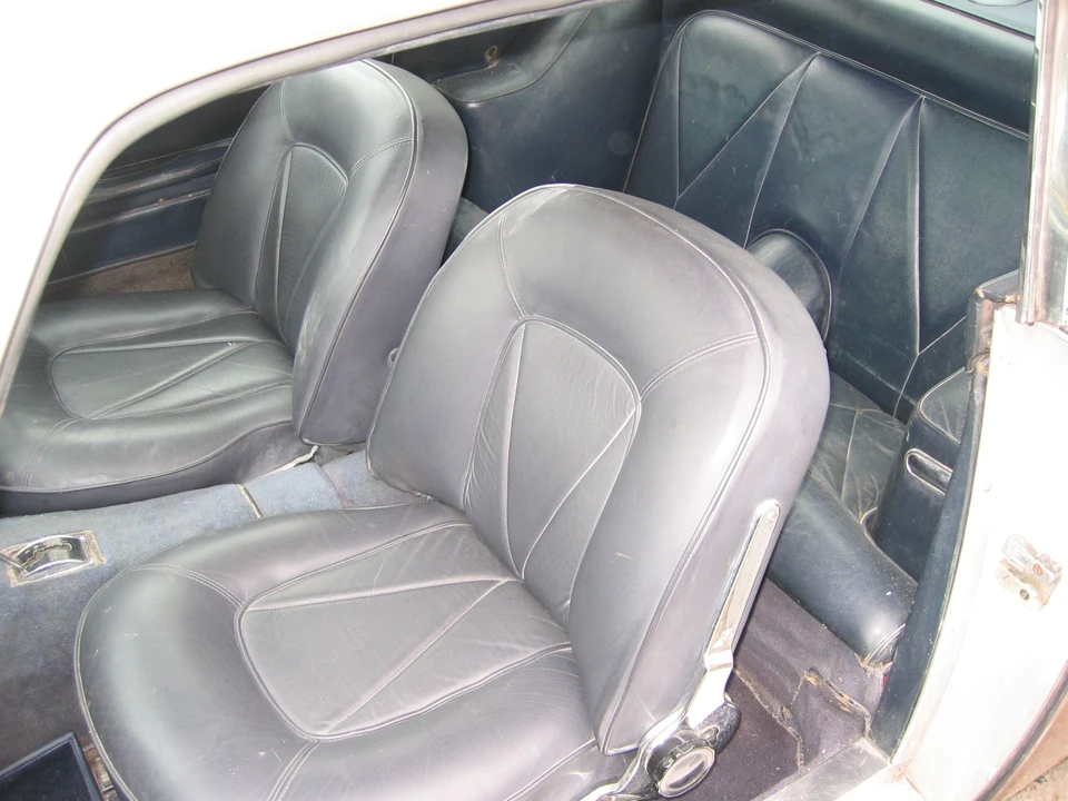 1967 Aston Martin DB6 Vantage - Image 4 of 14