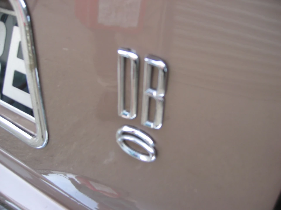 1967 Aston Martin DB6 Vantage - Image 9 of 14