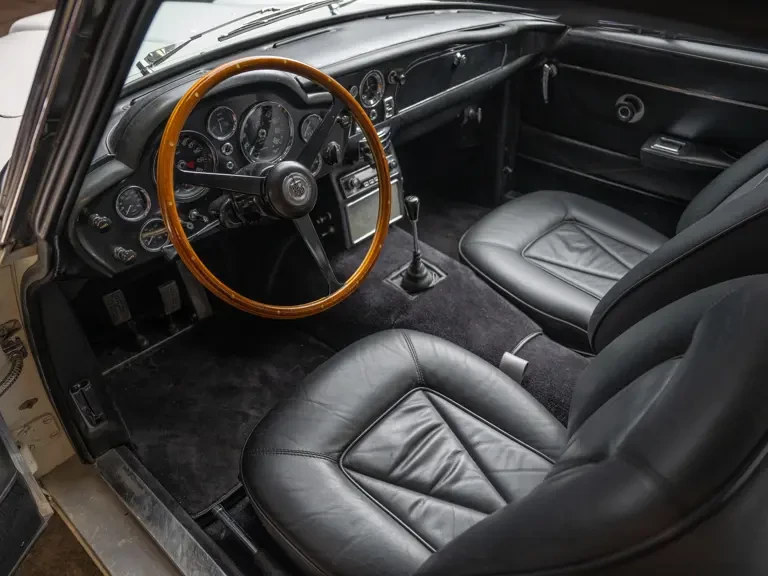 1967 Aston Martin DB6 Vantage - Image 5 of 28