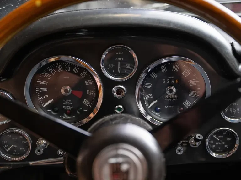 1967 Aston Martin DB6 Vantage - Image 23 of 28
