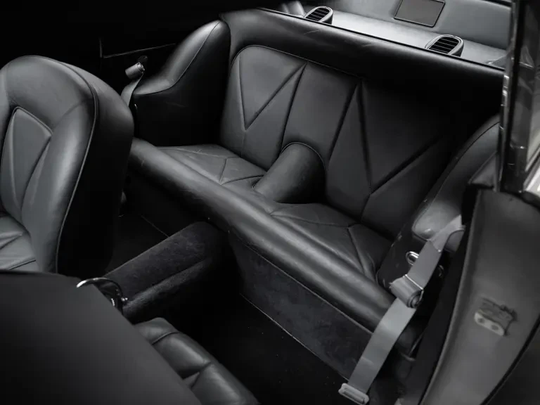 1967 Aston Martin DB6 Vantage - Image 21 of 28