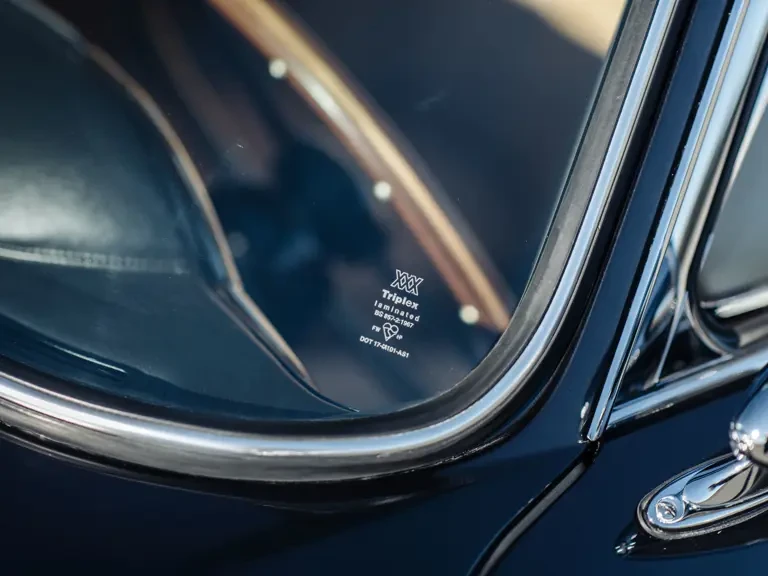 1967 Aston Martin DB6 Vantage - Image 26 of 31