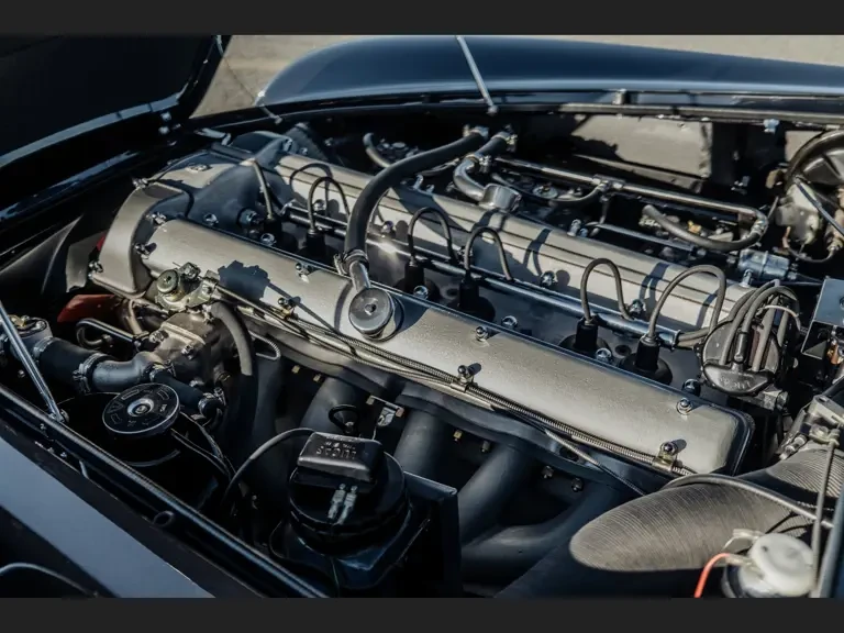 1967 Aston Martin DB6 Vantage - Image 4 of 31