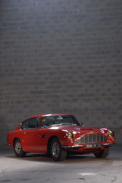 1967 Aston Martin DB6 Vantage - Image 8 of 8