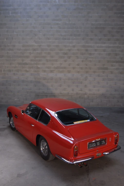 1967 Aston Martin DB6 Vantage - Image 5 of 8
